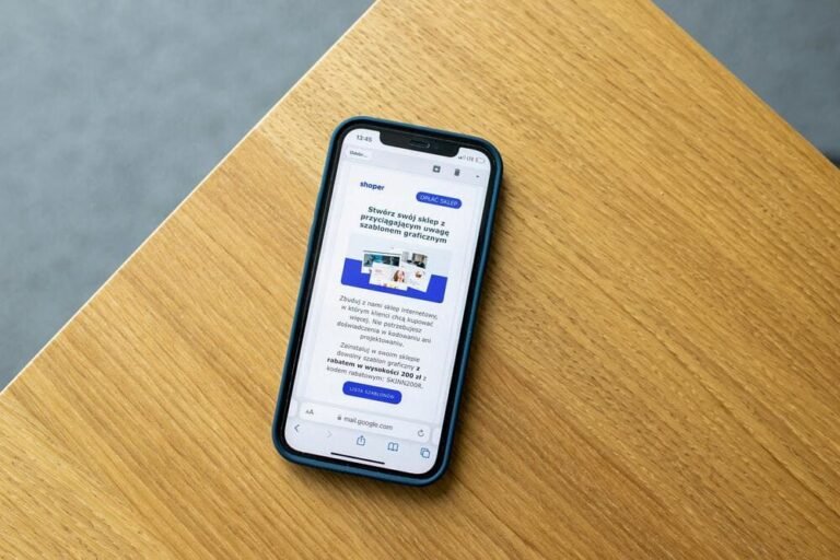 Email Marketing for Skincare Brands: How to Build Loyalty and Drive Sales