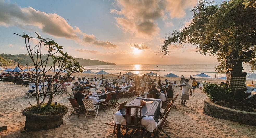 Understanding Bali’s Seasonal Tourism Patterns — Menega 27