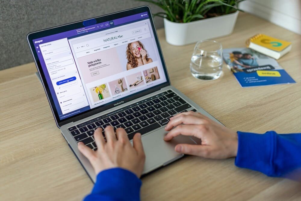 Panduan Lengkap Membuat Website E-Commerce untuk Pemilik Usaha di BSD